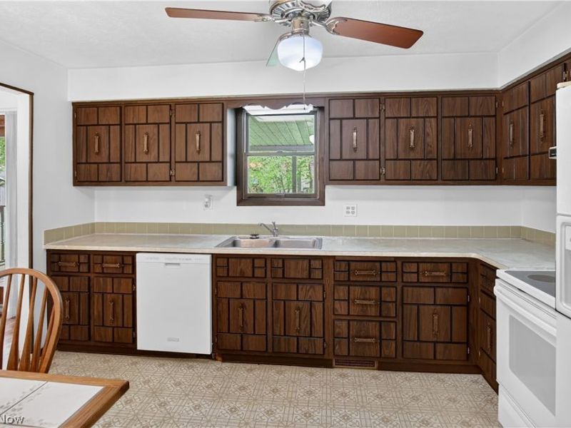 3903 Skyview Drive , Brunswick, OH 44212 Photo 19