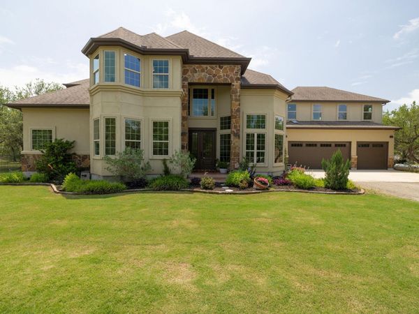 3696 County Road 207 , Liberty Hill, TX 78642