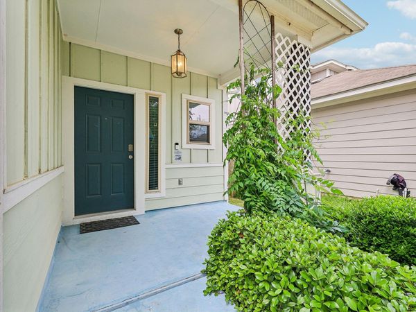 387 Guemal RD , Buda, TX 78610