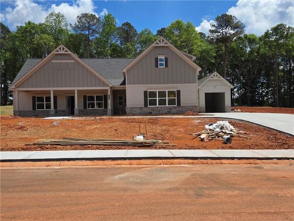 330 Meadows Drive , Bethlehem, GA 30620