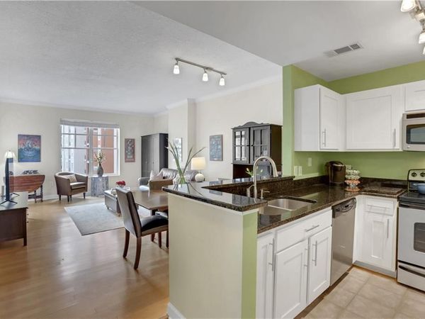 1101 Juniper Street NE, Unit 820, Atlanta, GA 30309