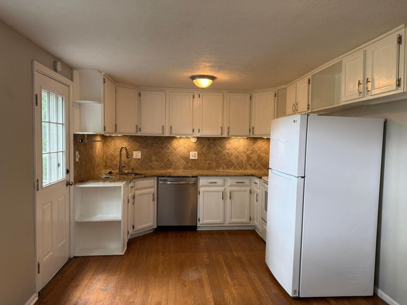 2348 Warfield Drive , Grove City, OH 43123 Photo 5