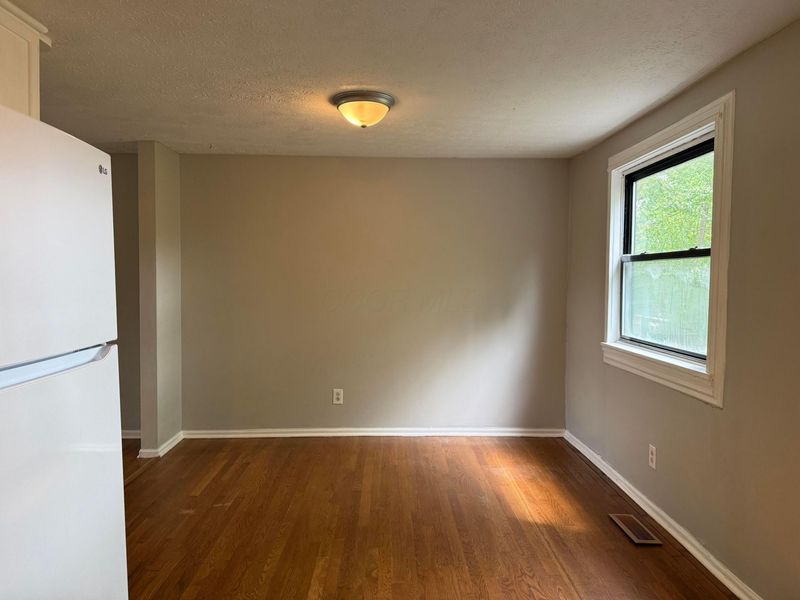 2348 Warfield Drive , Grove City, OH 43123 Photo 6