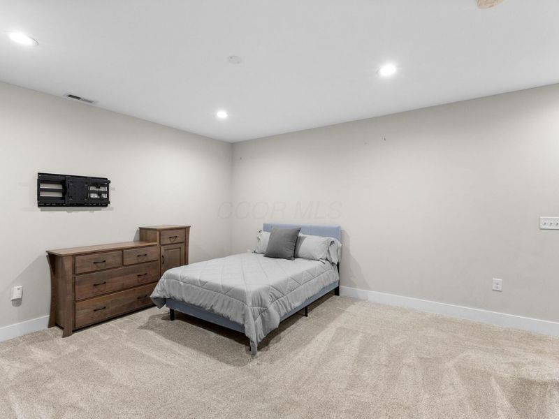 293 Auden Avenue , Columbus, OH 43215 Photo 17