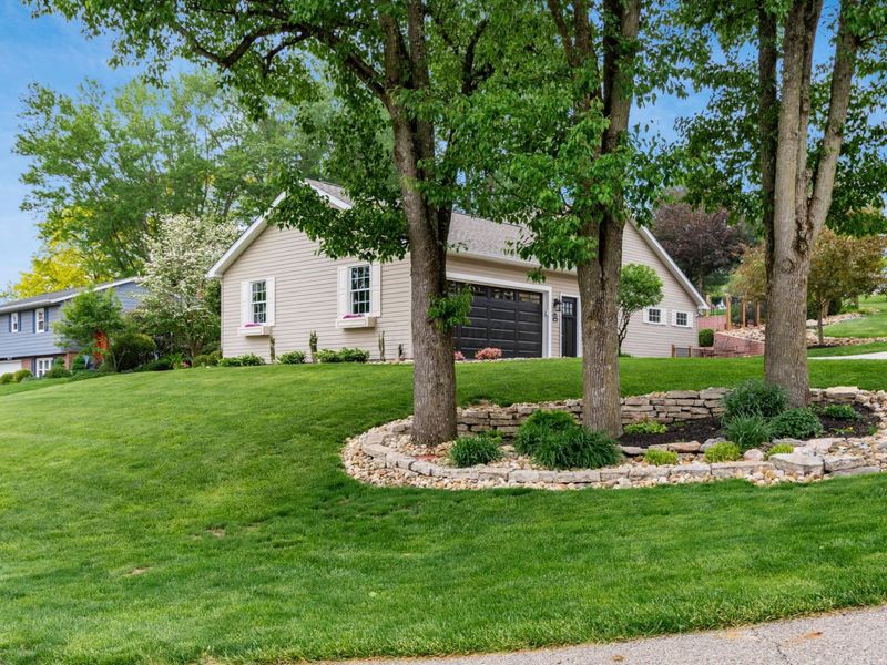 2770 Ash Meadows Boulevard , Zanesville, OH 43701 Photo 58