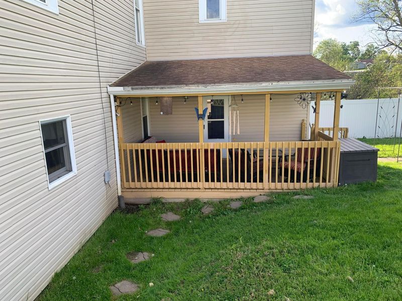 128 W Walnut Street , Shawnee, OH 43782 Photo 5