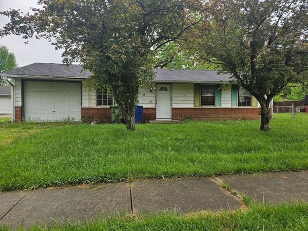 16 Deerfield Place, Delaware, OH 43015