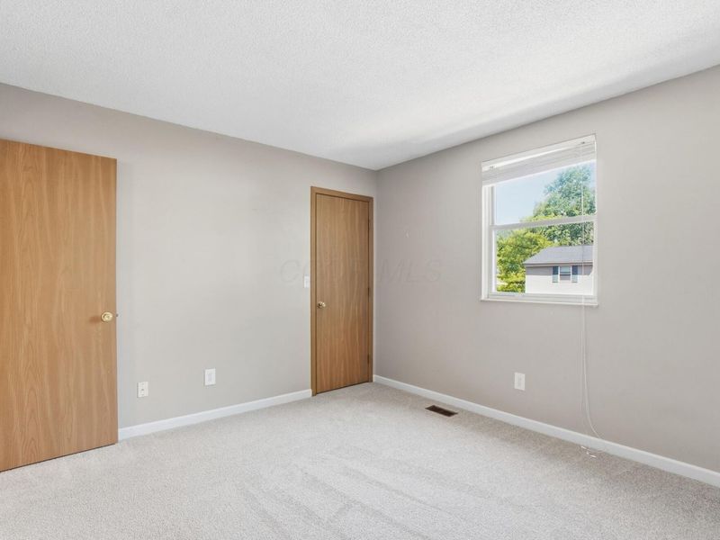 7884 Barkwood Drive, Unit 20C, Columbus, OH 43085 Photo 12