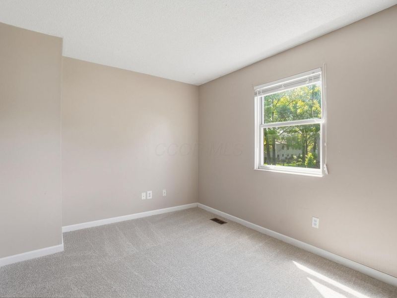 7884 Barkwood Drive, Unit 20C, Columbus, OH 43085 Photo 14