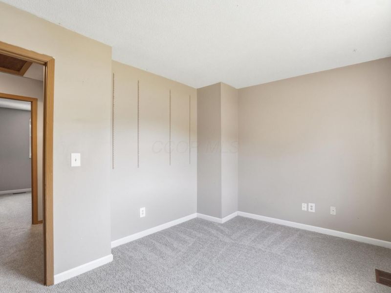 7884 Barkwood Drive, Unit 20C, Columbus, OH 43085 Photo 18
