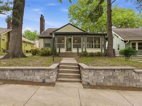 106 E 65th Terrace, Kansas City, MO 64113