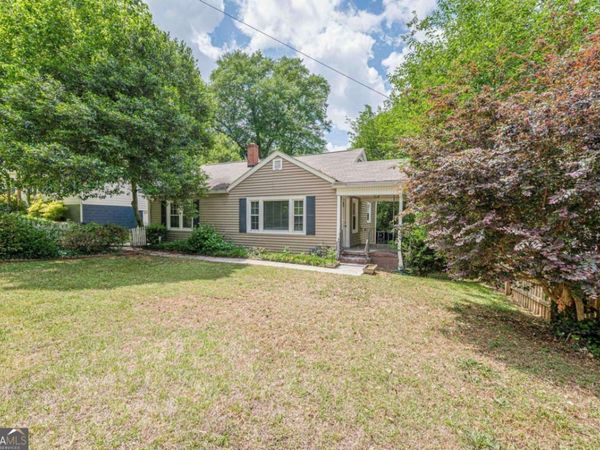 275 Amy Drive NE, Marietta, GA 30060