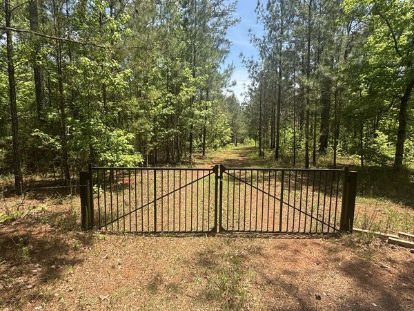 537 Zellner Road, Forsyth, GA 31029