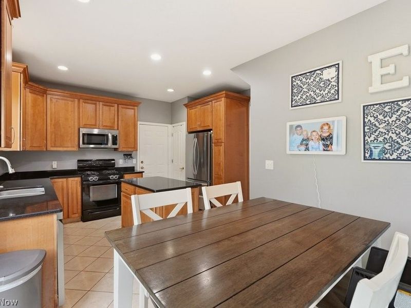558 Alliance Drive , Northfield, OH 44067 Photo 7
