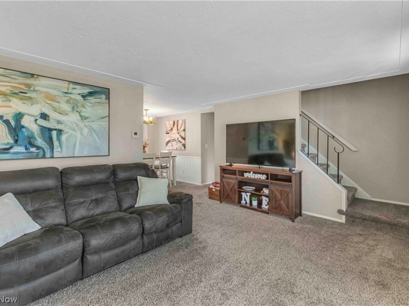 4905 Madison Avenue , Sheffield Lake, OH 44054 Photo 5