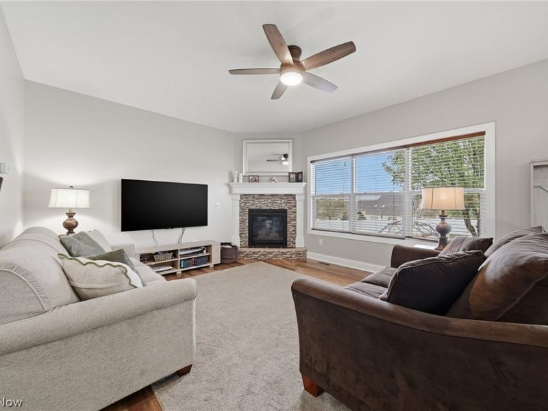 12225 Titano Circle NW, Uniontown, OH 44685 Photo 9