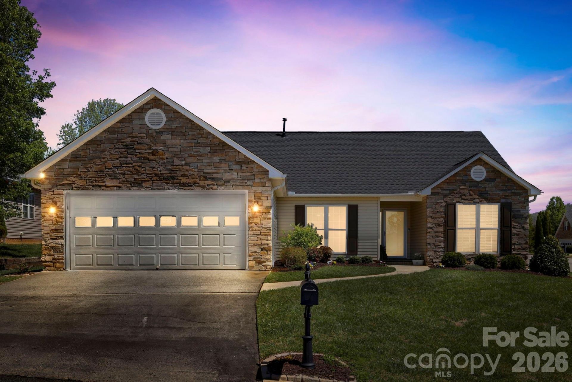 25 Livingston Farm Road, Fletcher, NC 28732 Main Photo