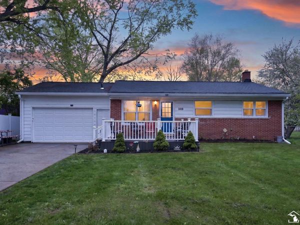 3320 La Salle Drive, Ann Arbor, MI 48108