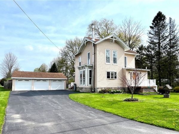 12300 Old State Road , Cato, NY 13033
