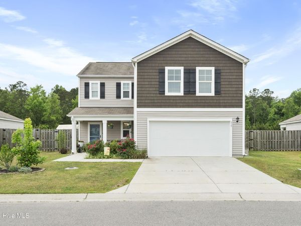 615 Avington Lane NE, Leland, NC 28451