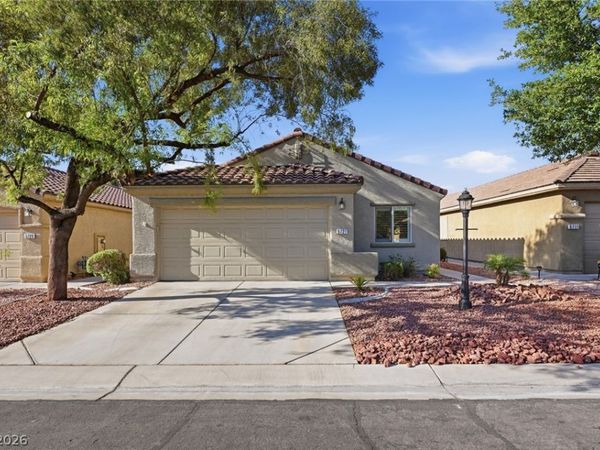 5721 Great Eagle Court , Las Vegas, NV 89122
