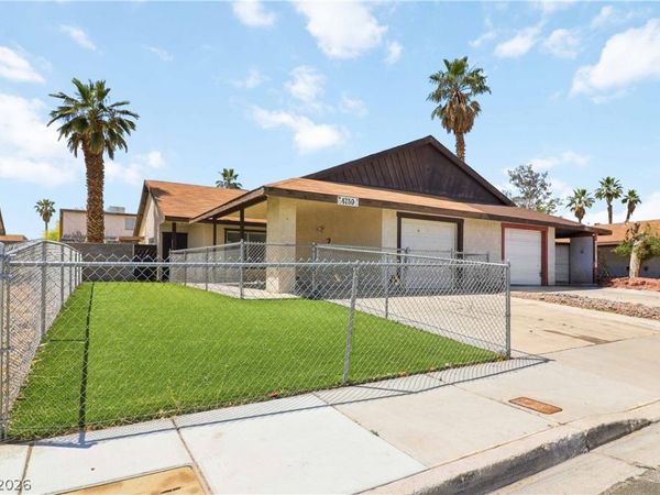 4759 Woodlake Avenue , Las Vegas, NV 89147