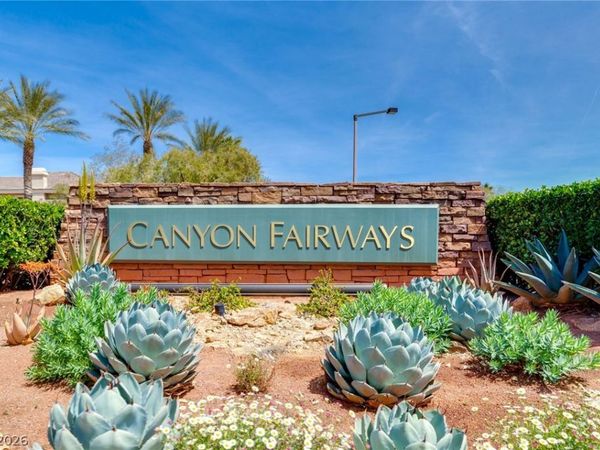9302 Canyon Classic Drive , Las Vegas, NV 89144