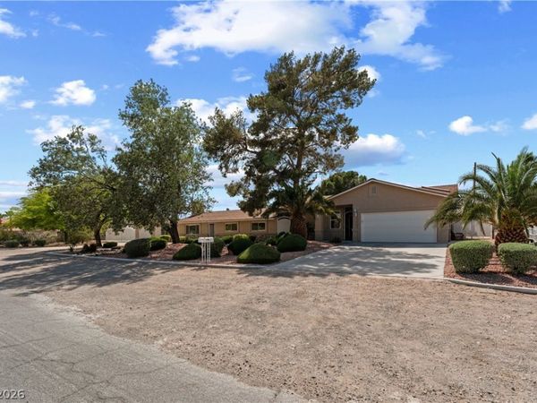 2635 El Camino Road , Las Vegas, NV 89146