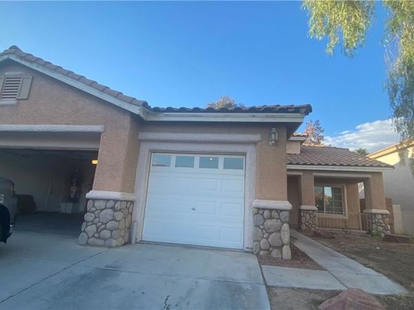 9222 W Viking Road , Las Vegas, NV 89147