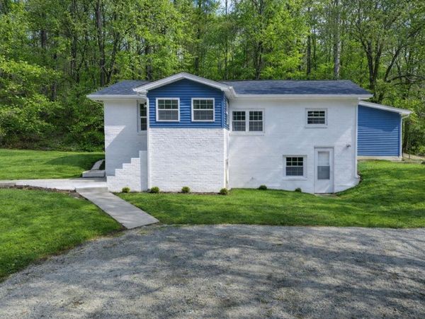 7202 Merriman RD, Boones Mill, VA 24065