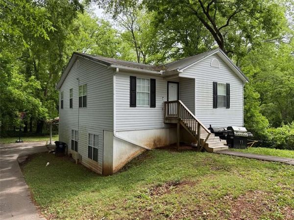 1300 Calhoun Avenue , Rome, GA 30161