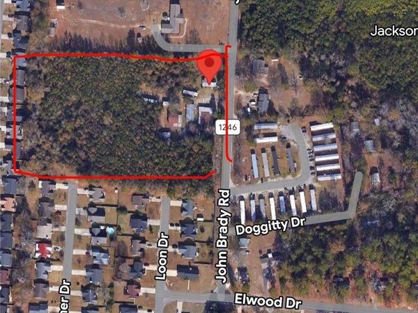 2902-2914 John Brady Road, Fayetteville, NC 28306