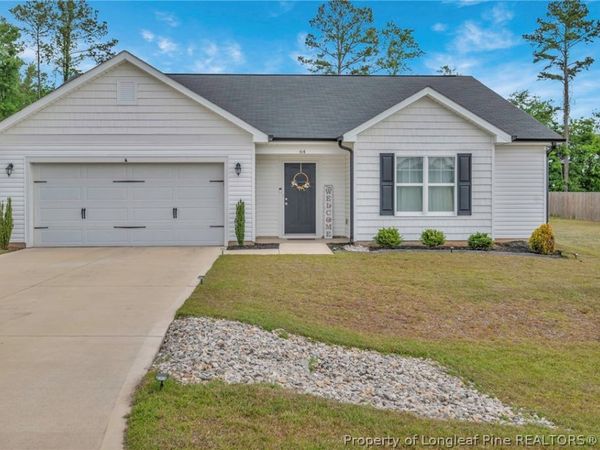 64 Dalmation Lane, Parkton, NC 28371