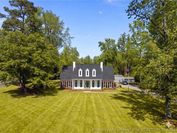 1096 Dean Road, St Pauls, NC 28384