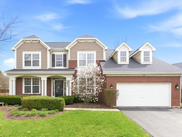 2807 Forest Creek Lane , Naperville, IL 60565