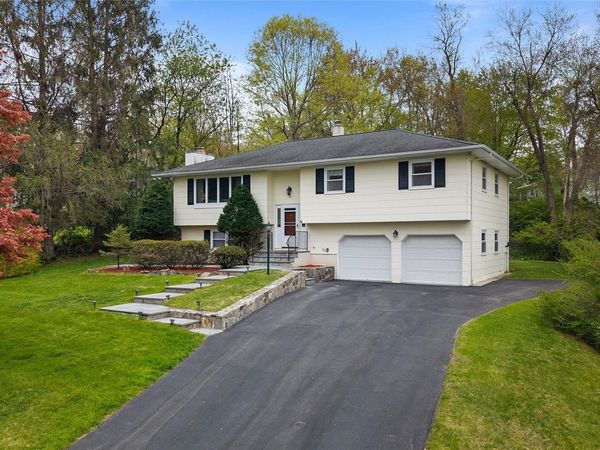 3 Valerie Lane, Mahopac, NY 10541