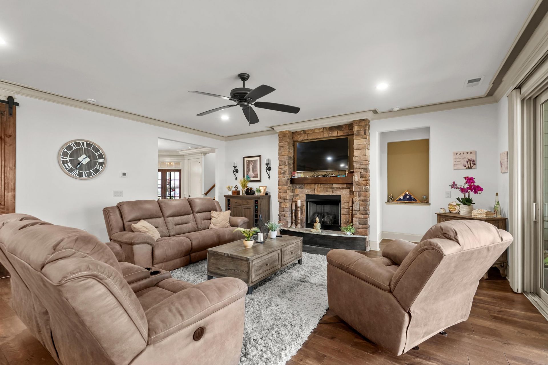 2131 Timmerman Rd.  Photo 14