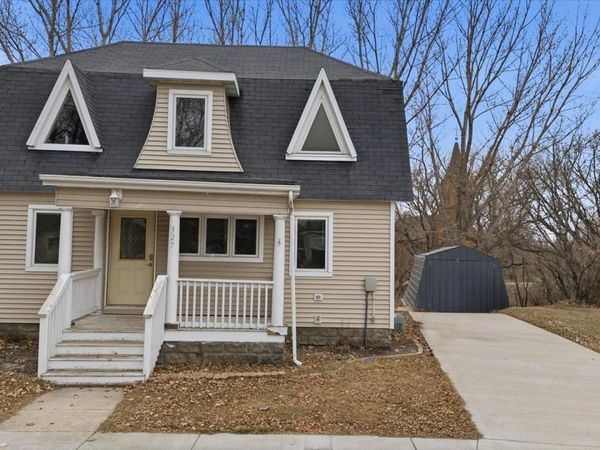 327 2ND Street NE, Barnesville, MN 56514