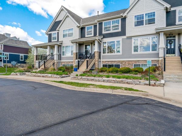 15554 Dynasty Way, Unit 202, Apple Valley, MN 55124
