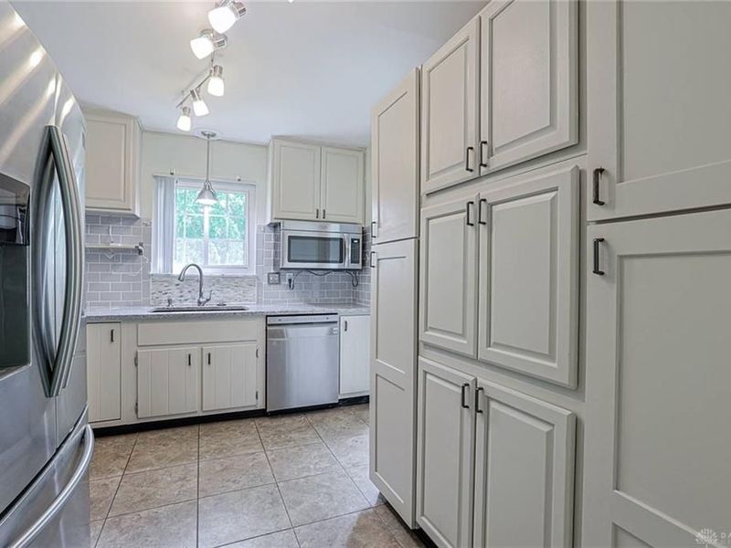 128 Maplewood Drive, Stlcktwp, OH 45160 Photo 15