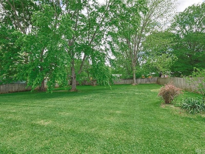128 Maplewood Drive, Stlcktwp, OH 45160 Photo 36