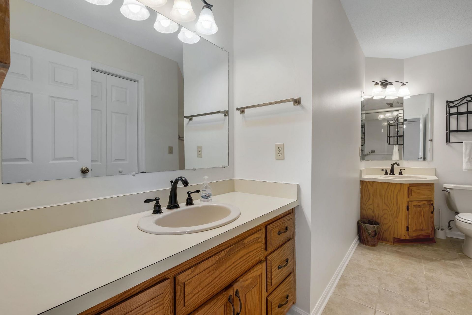 142 Lake Laurie Circle, Quincy, FL 00000 Photo
