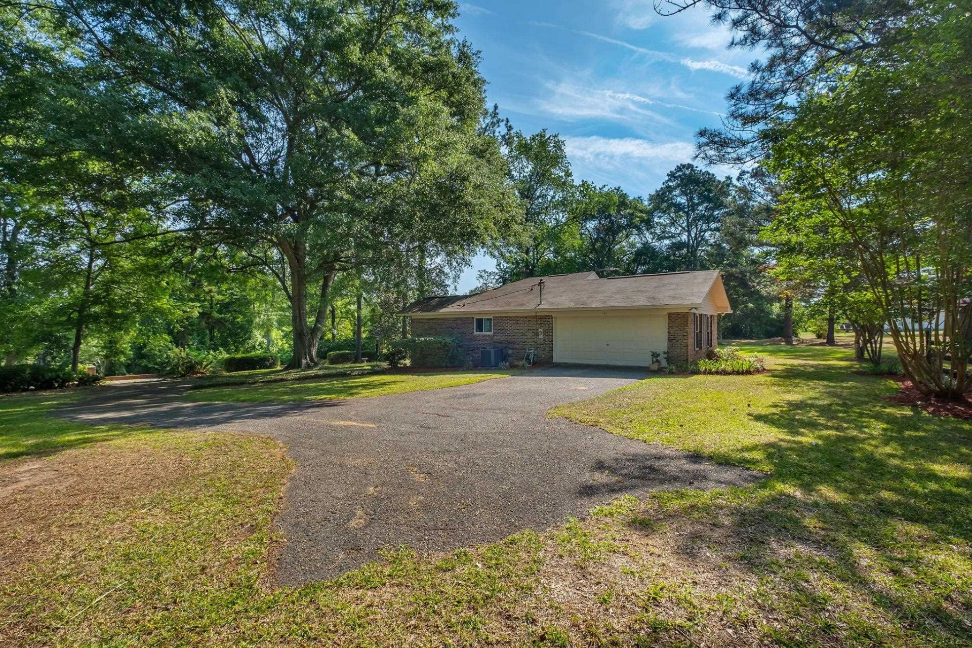 142 Lake Laurie Circle, Quincy, FL 00000 Photo