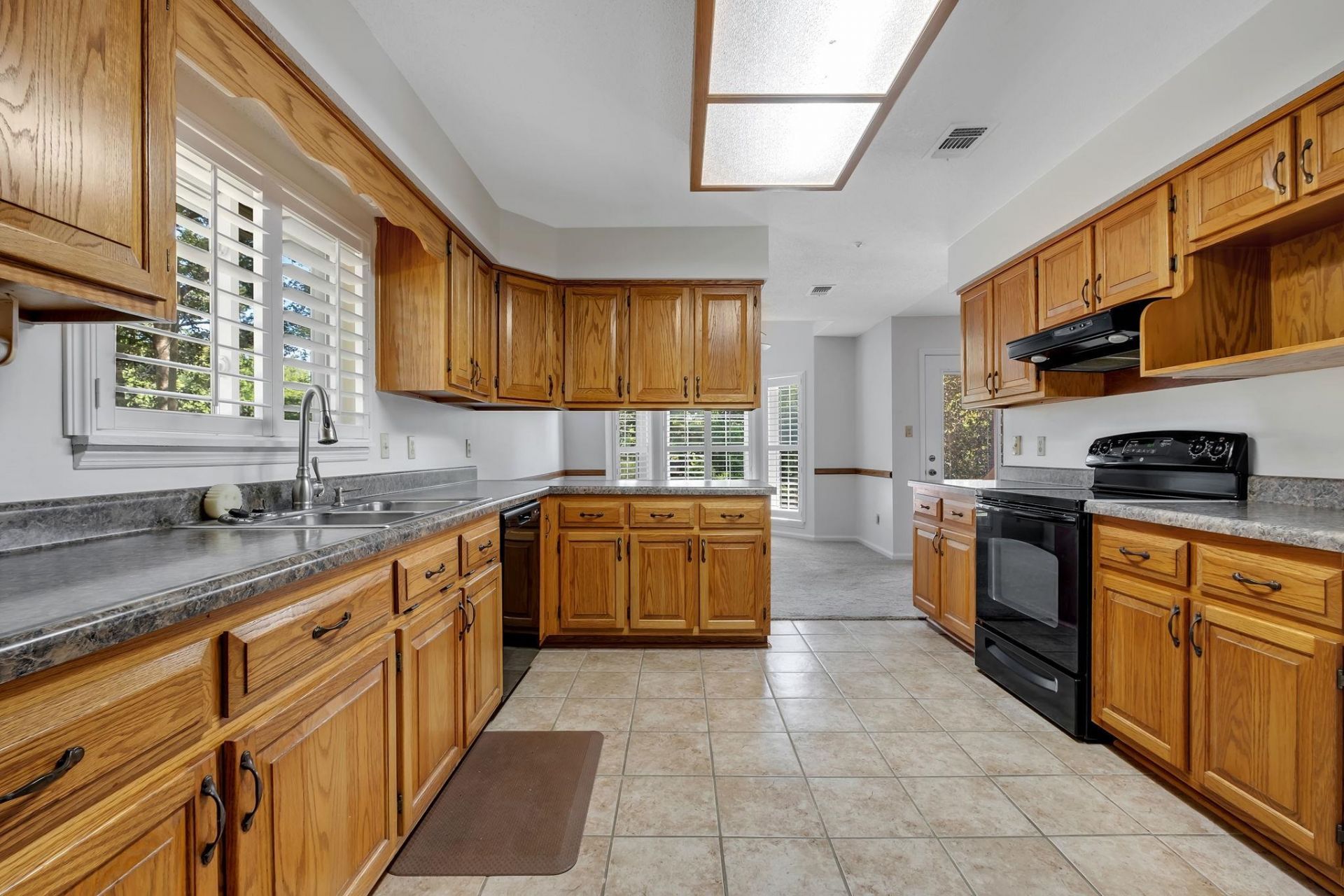 142 Lake Laurie Circle, Quincy, FL 00000 Photo