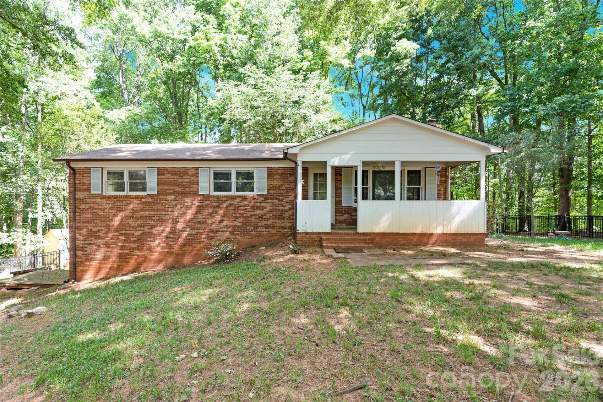 7065 Fieldcrest Lane, Denver, NC 28037 Main Photo