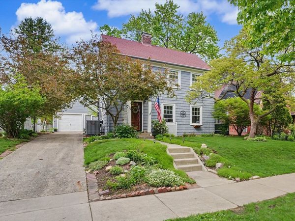 1104 W Green Street , Champaign, IL 61821