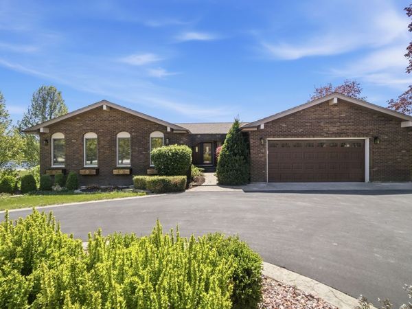28 Windemere Lane , South Barrington, IL 60010