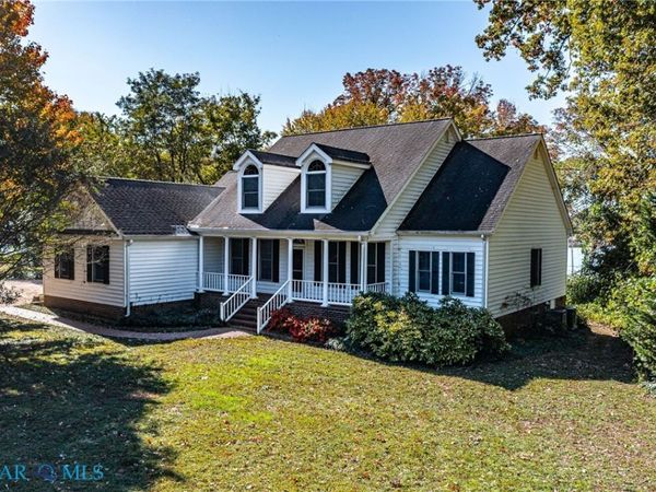 50 Cedardale Lane , Irvington, VA 22480