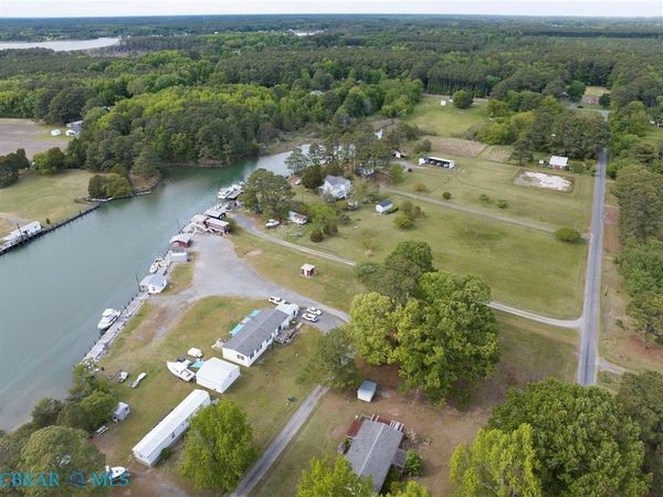 246 Davis Creek Road , Port Haywood, VA 23130