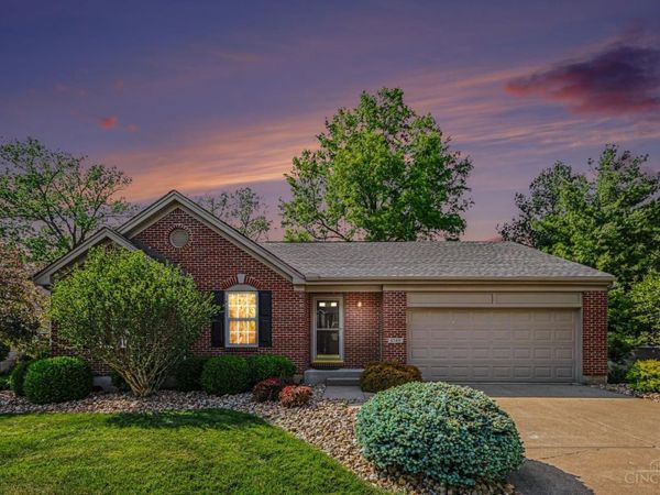 1540 Thornberry Road, Amelia, OH 45102